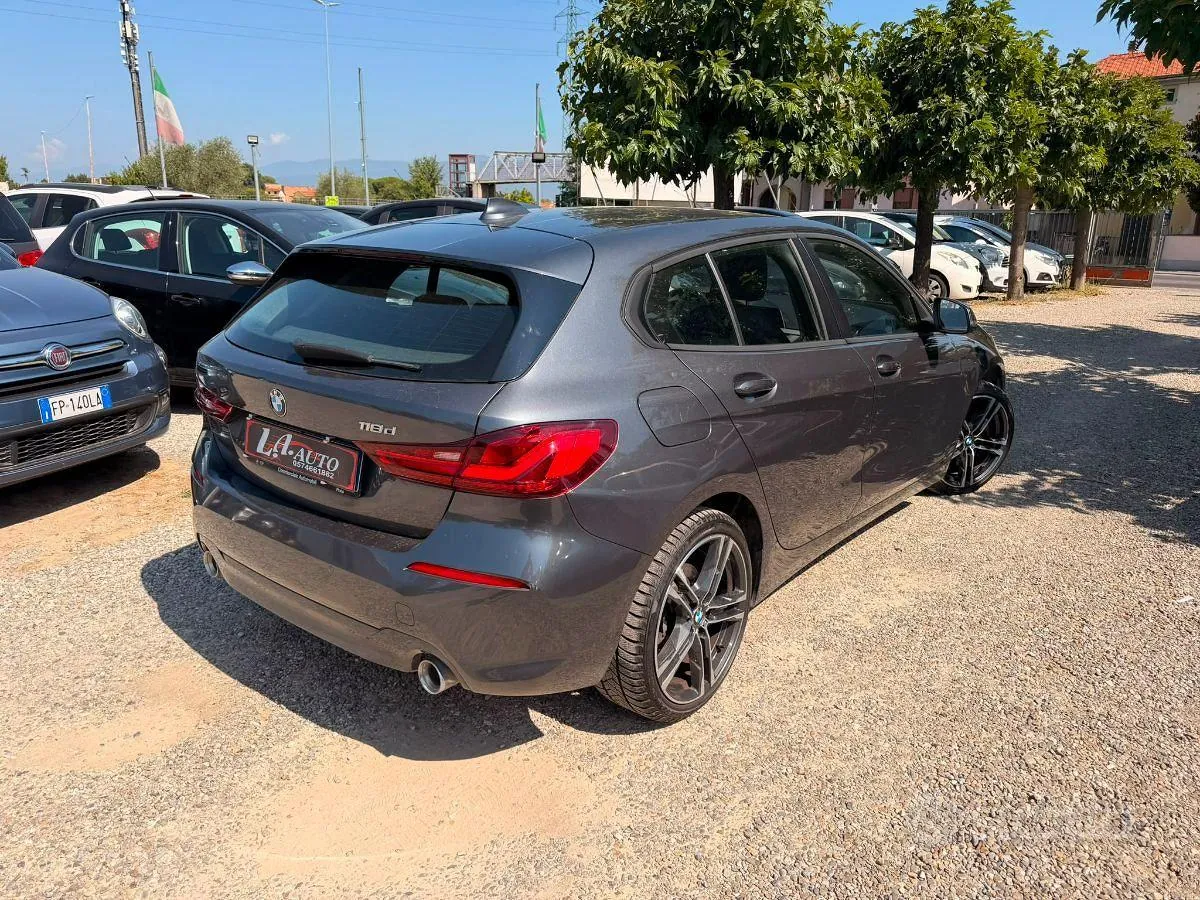 BMW 1 Series 2021 photo 4