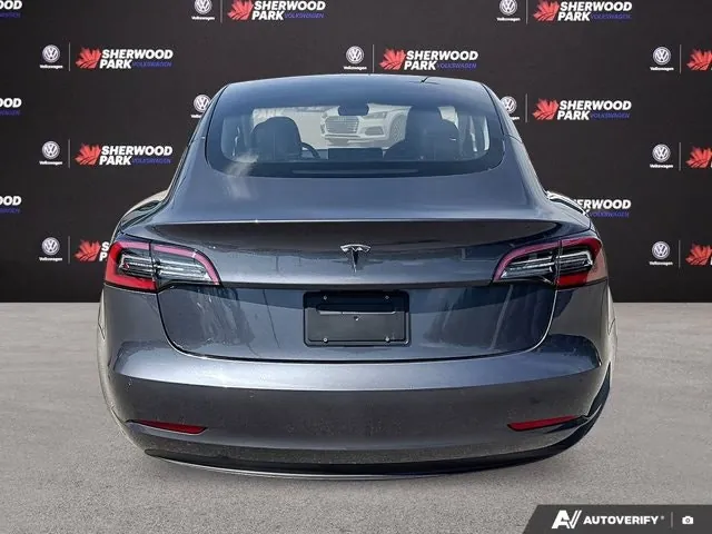 Tesla Model 3 2022 photo 5
