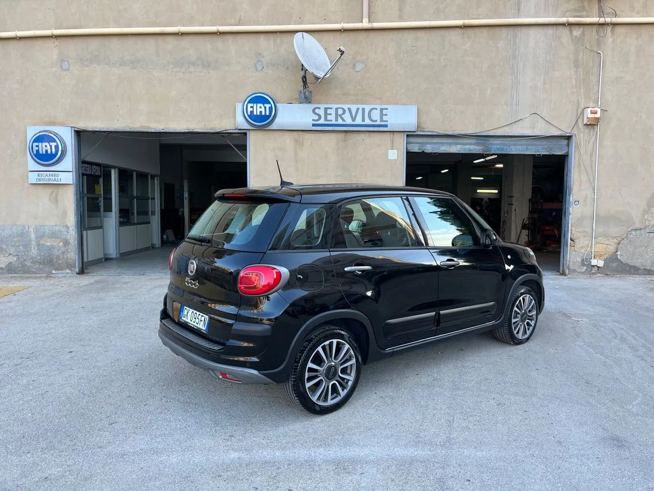 Fiat 500L 2022 photo 2