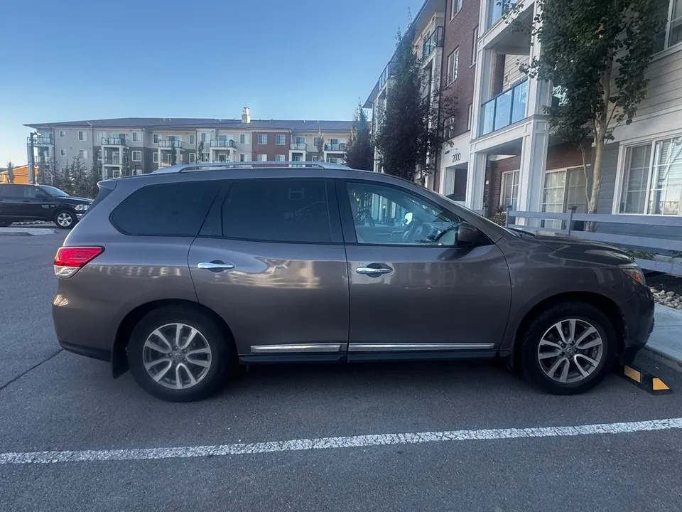 Nissan Pathfinder 2014 photo 4