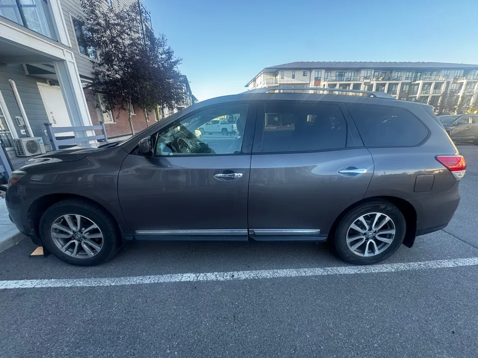 Nissan Pathfinder 2014 photo 3