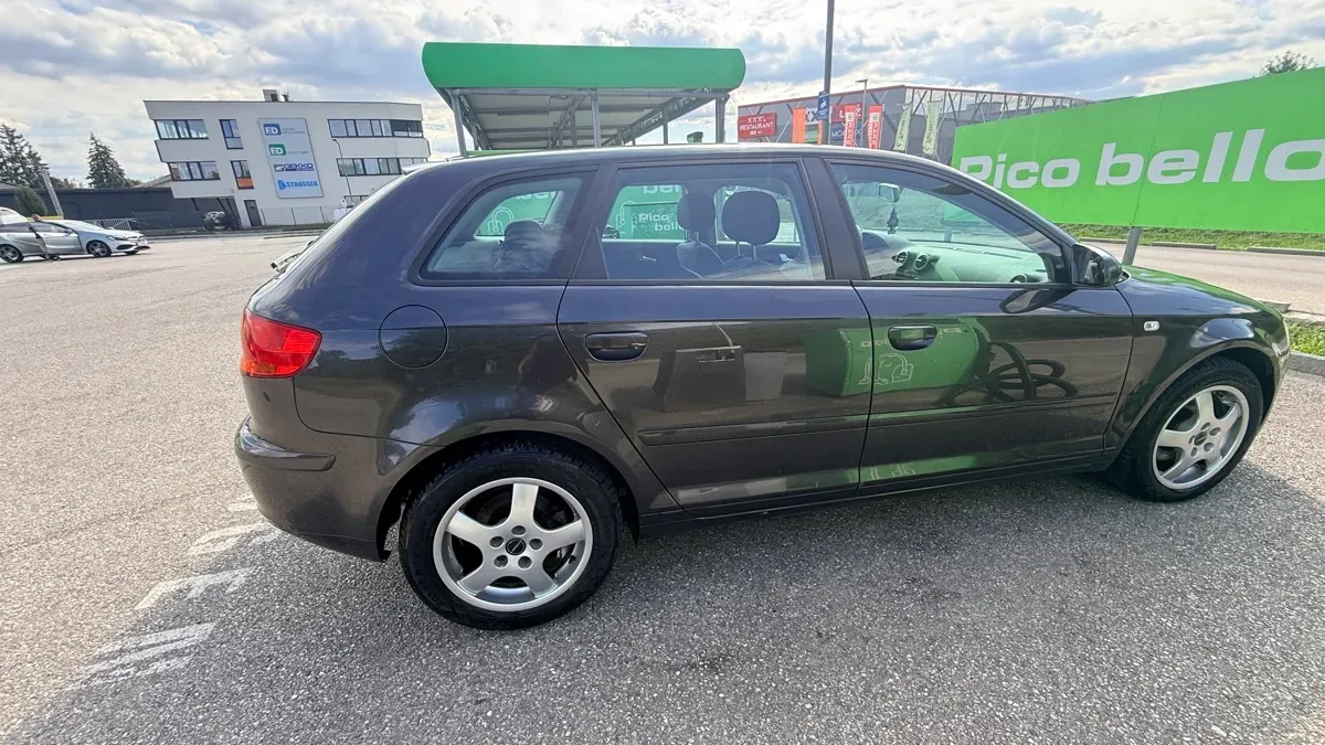Audi A3 2008 photo 2
