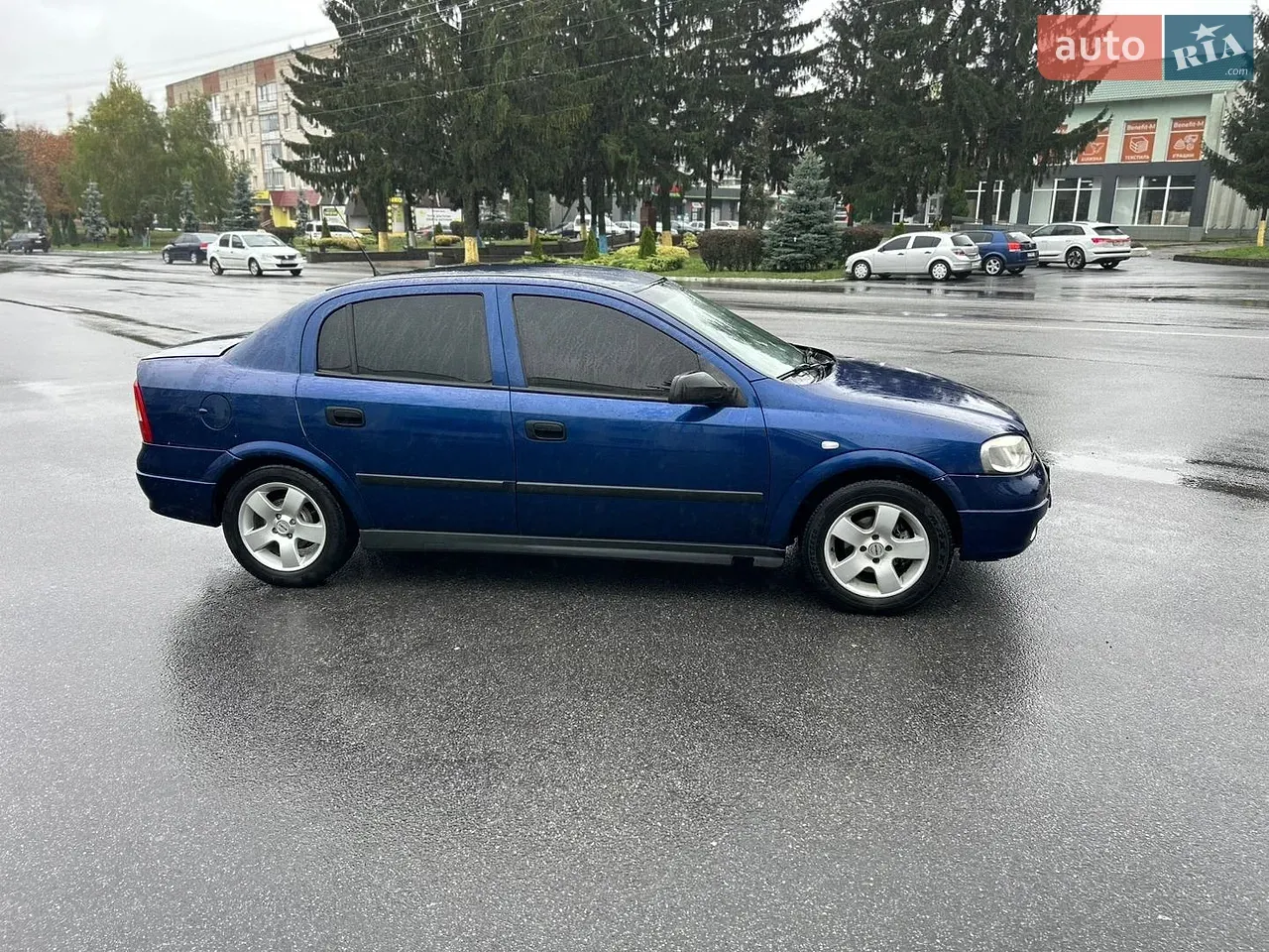 Opel Astra 2006 photo 2