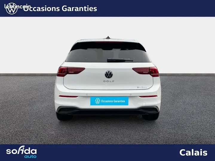 Volkswagen Golf 2026 photo 4
