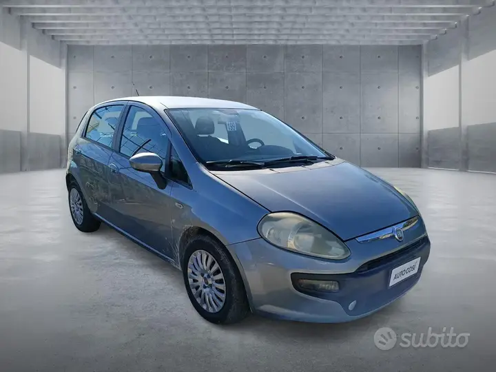 Fiat Punto Evo 2010 photo 3