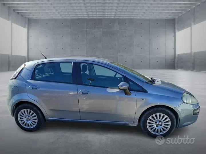 Fiat Punto Evo 2010 photo 5