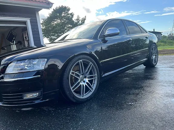 Audi S8 2008 photo 3
