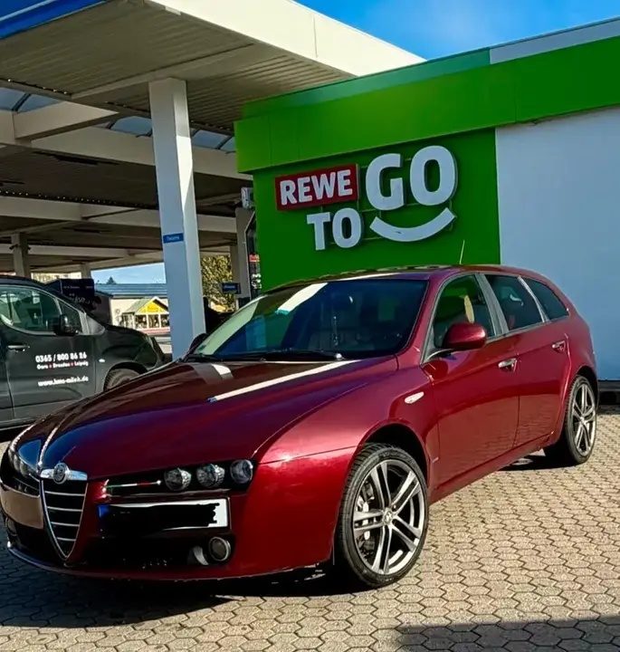 Alfa Romeo 159