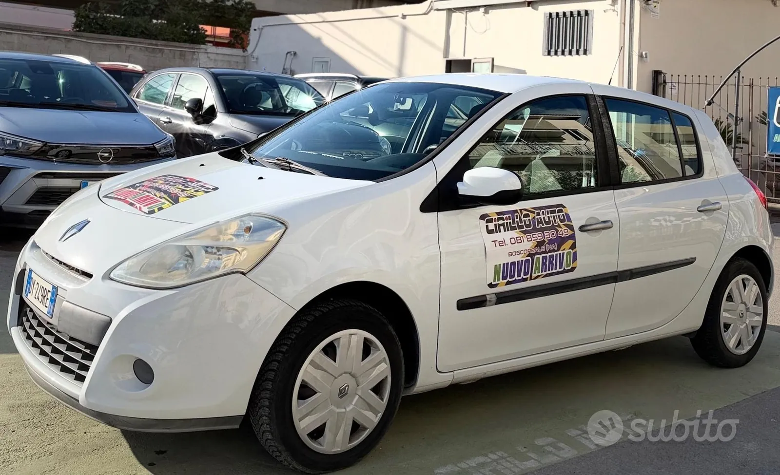 Renault Clio 2010 photo 4