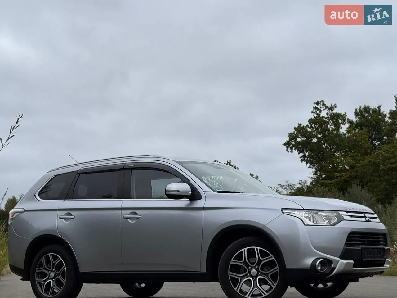 Mitsubishi Outlander 2015 photo 5