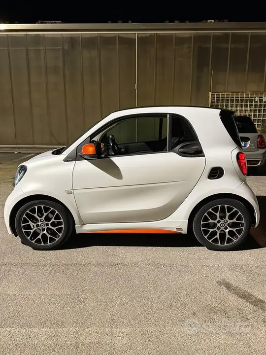 Smart Fortwo 2018 photo 3