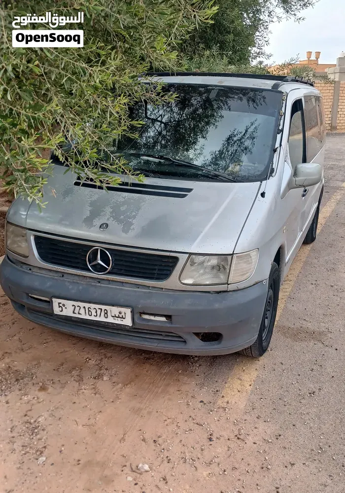 Mercedes-Benz E-Class 2006 photo 2