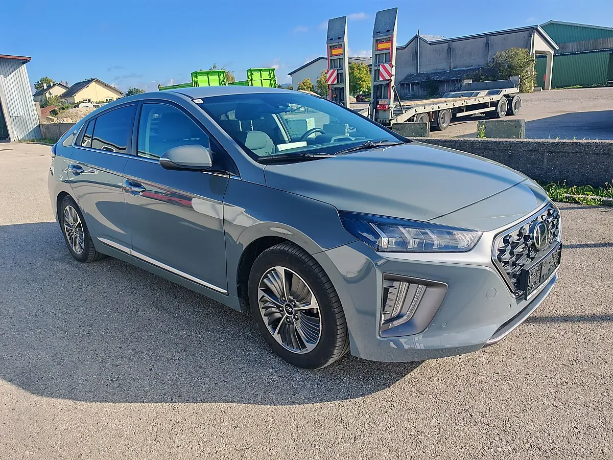 Hyundai Ioniq