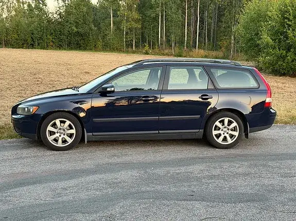 Volvo V50 2007 photo 2