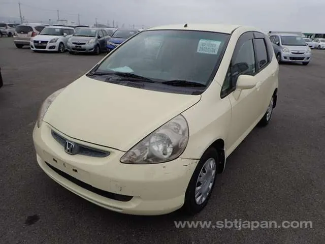 Honda Fit 2003 photo 2
