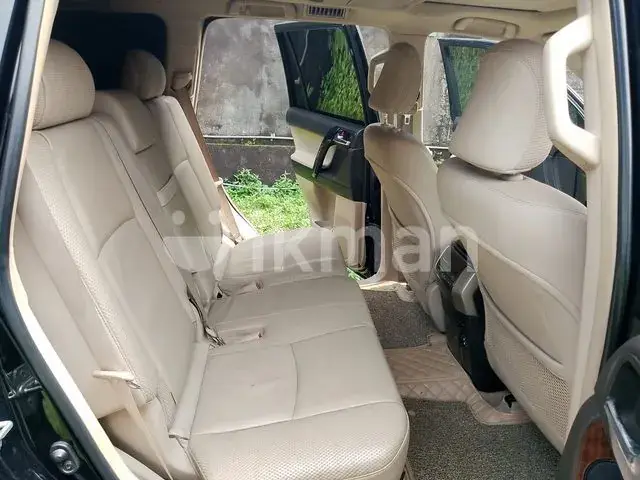 Toyota Land Cruiser 2013 photo 2