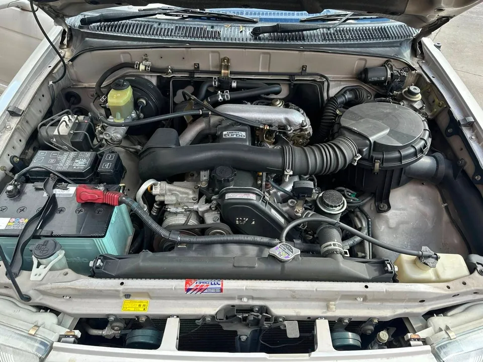 Toyota Landcruiser Prado Hilux Surf 1997 photo 3