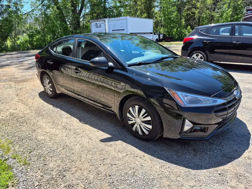 Hyundai Elantra 2019 photo 3