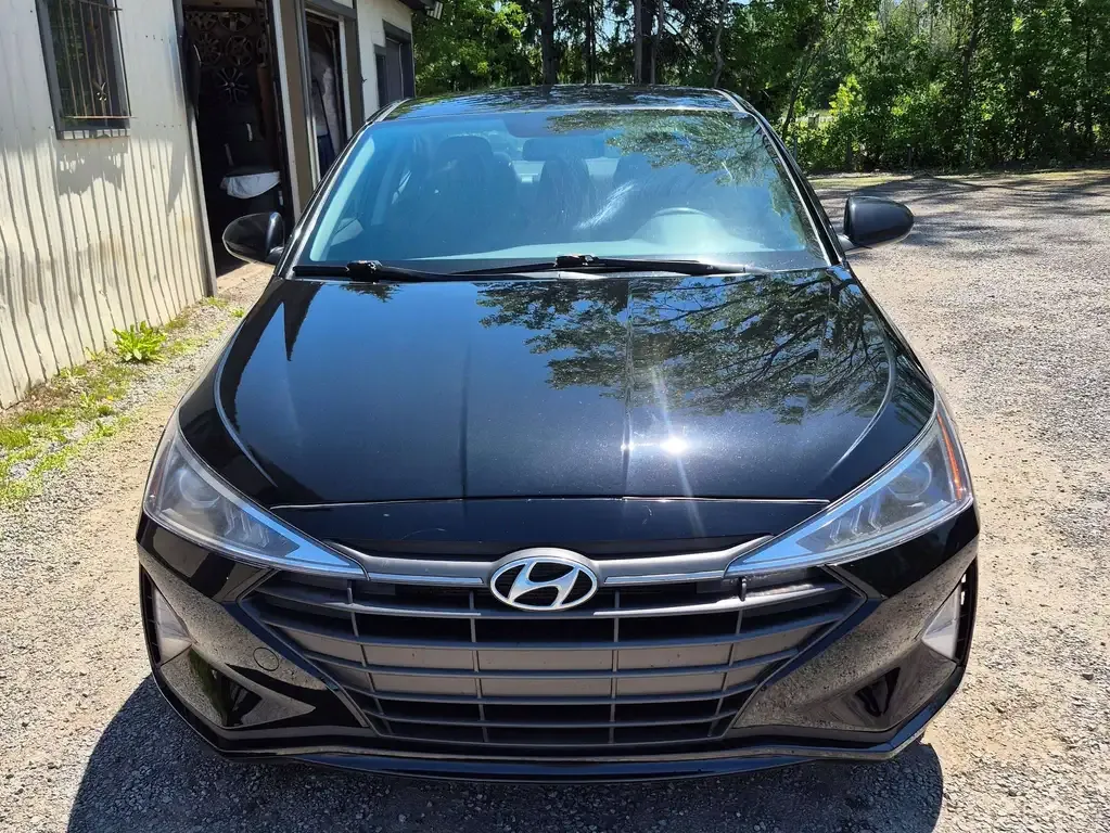 Hyundai Elantra 2019 photo 2