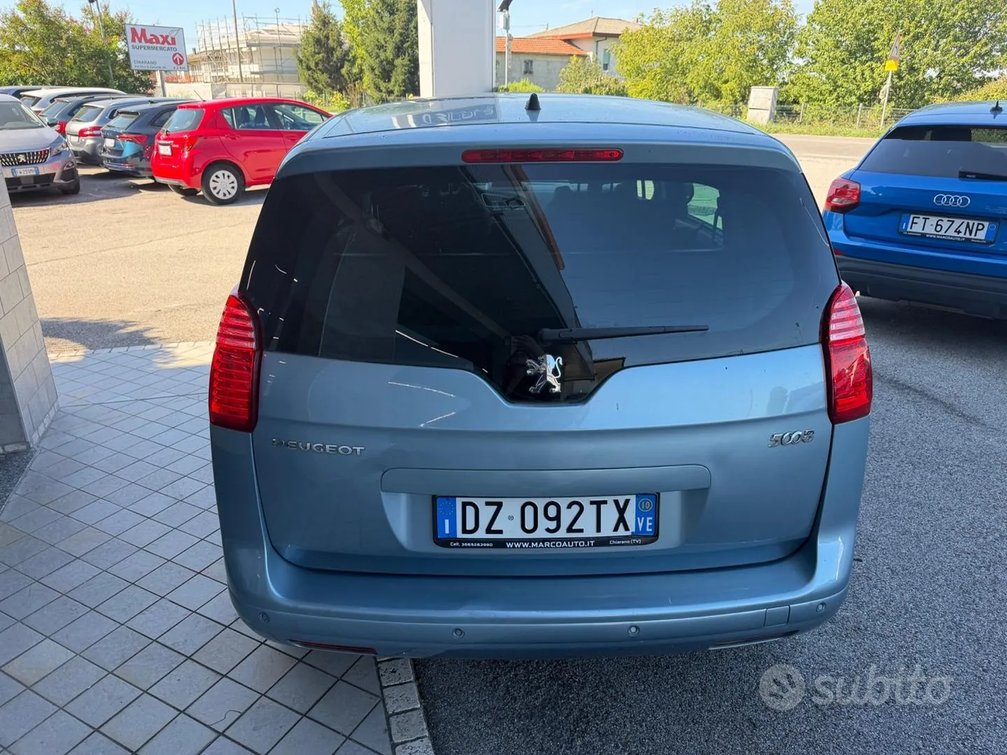 Peugeot 5008 2010 photo 5