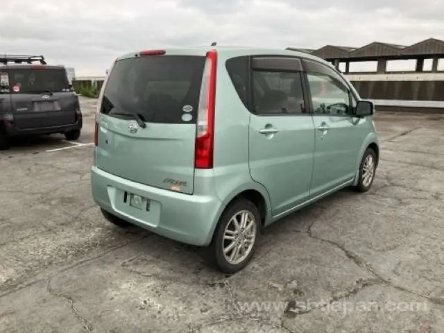 Daihatsu Move 2009 photo 4