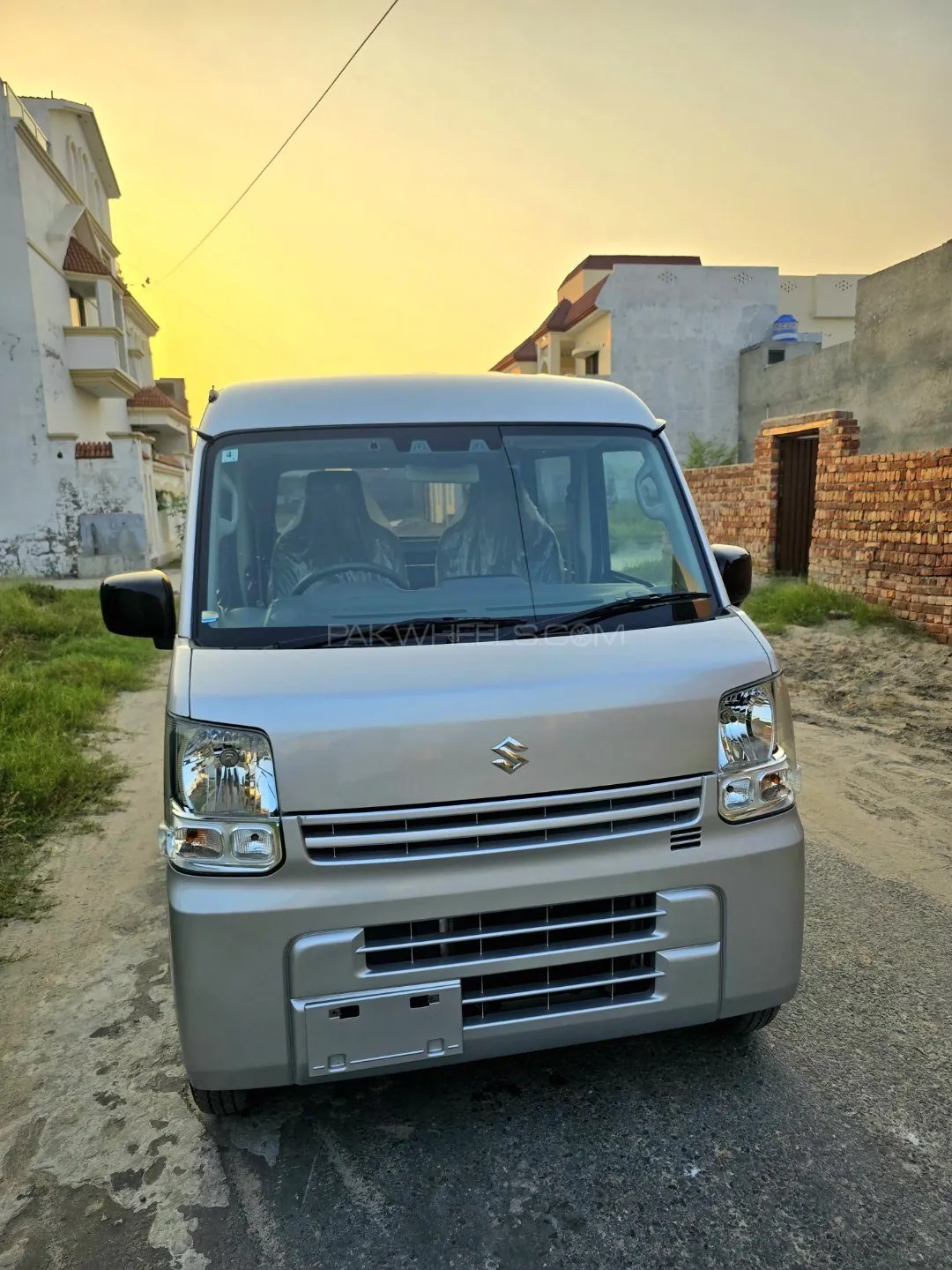 Suzuki Every