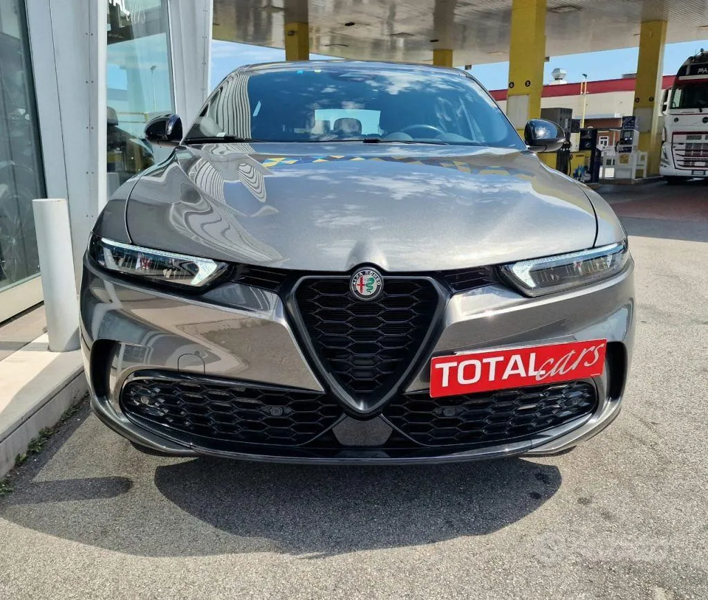 Alfa Romeo Tonale 2023 photo 2