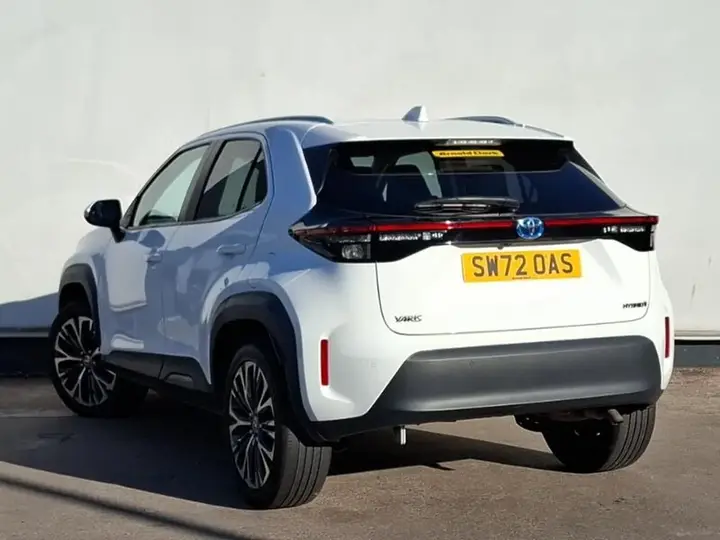 Toyota Yaris Cross 2022 photo 2
