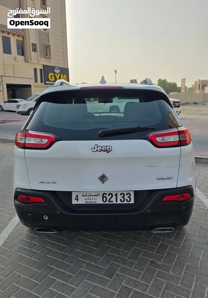 Jeep Cherokee 2015 photo 3