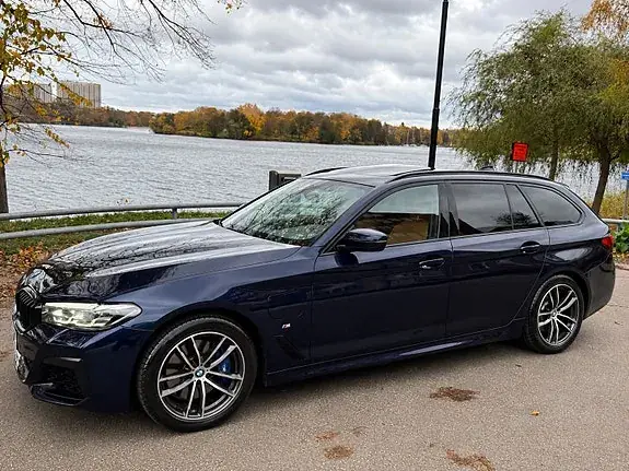 BMW 530E