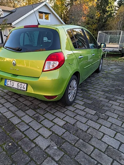 Renault Clio 2011 photo 3