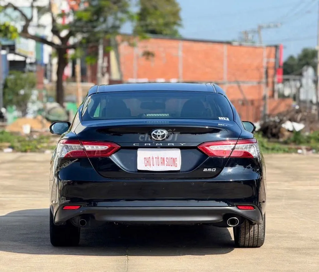 Toyota Camry 2021 photo 4