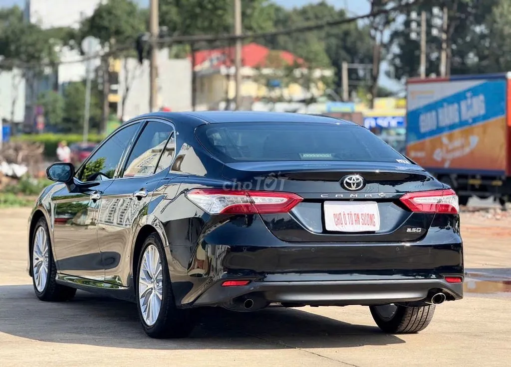 Toyota Camry 2021 photo 5