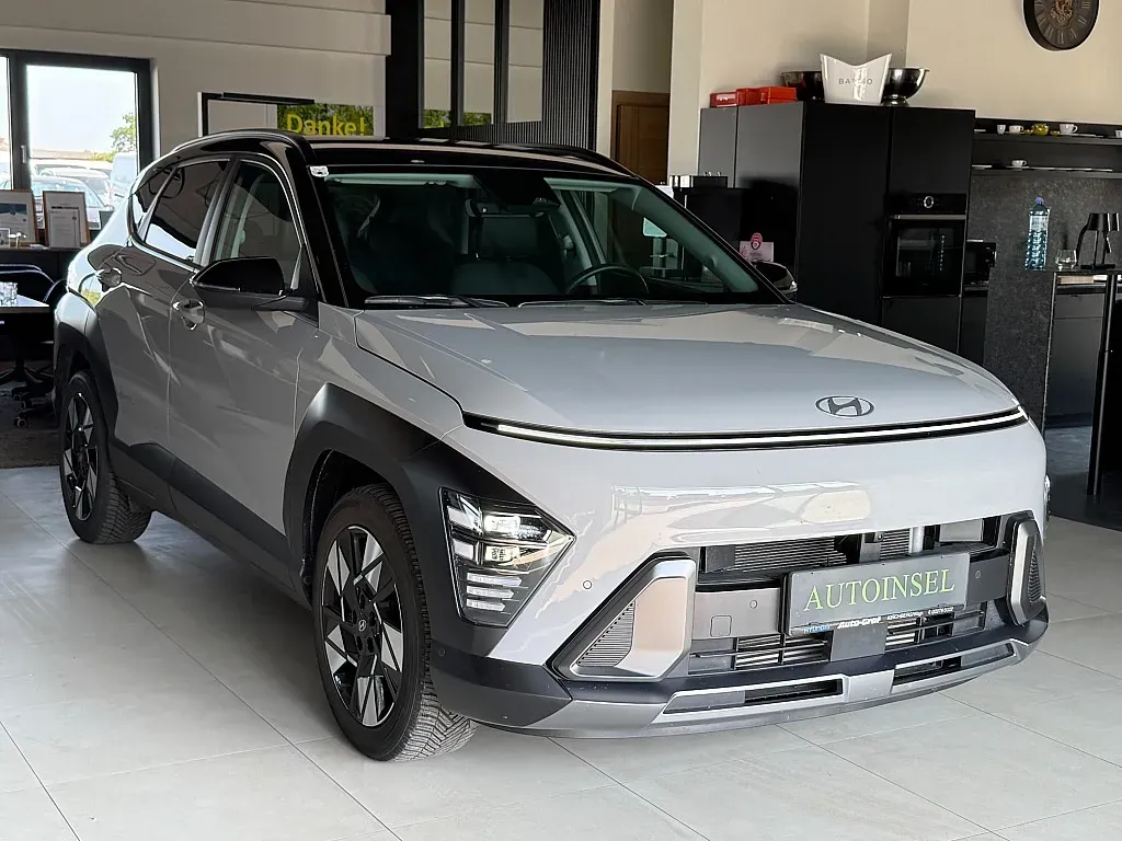 Hyundai Kona 2023 photo 2
