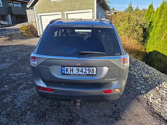 Mitsubishi Outlander 2013 photo 3