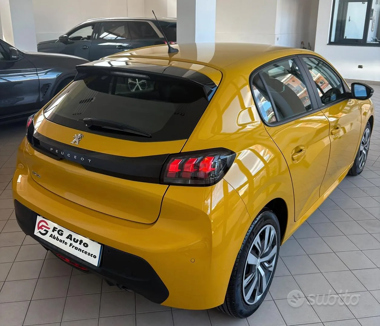 Peugeot 208 2023 photo 5