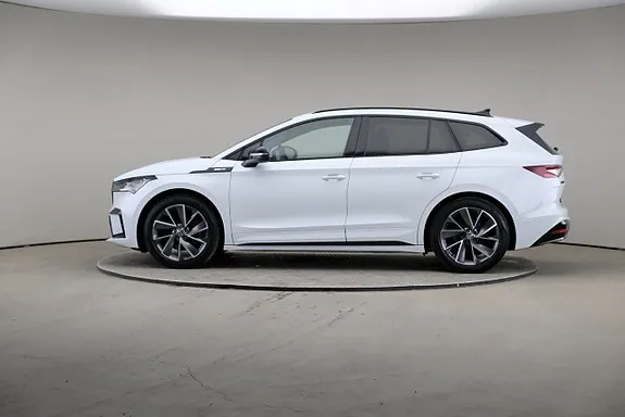 Skoda Enyaq 2022 photo 4