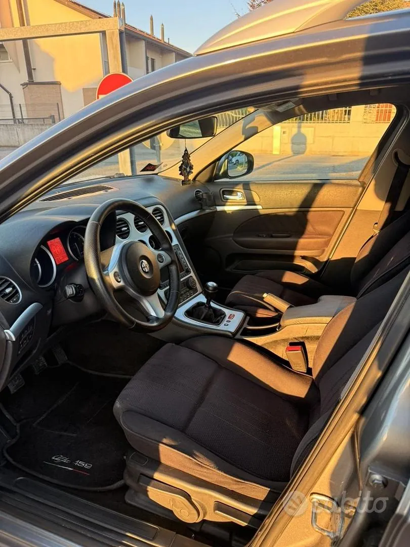 Alfa Romeo 159 2007 photo 4