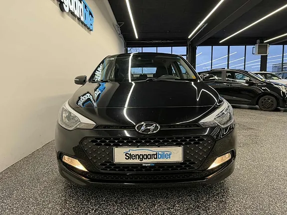 Hyundai I20 2018 photo 2