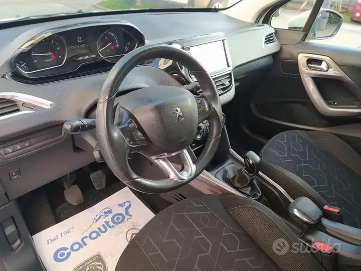 Peugeot 2008 2016 photo 4