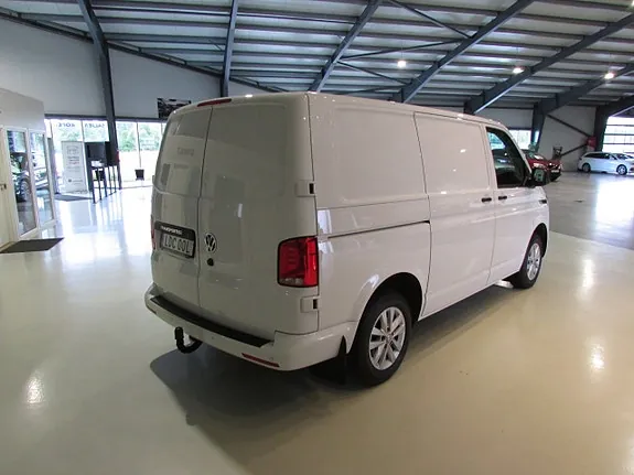 Volkswagen Transporter 2023 photo 5