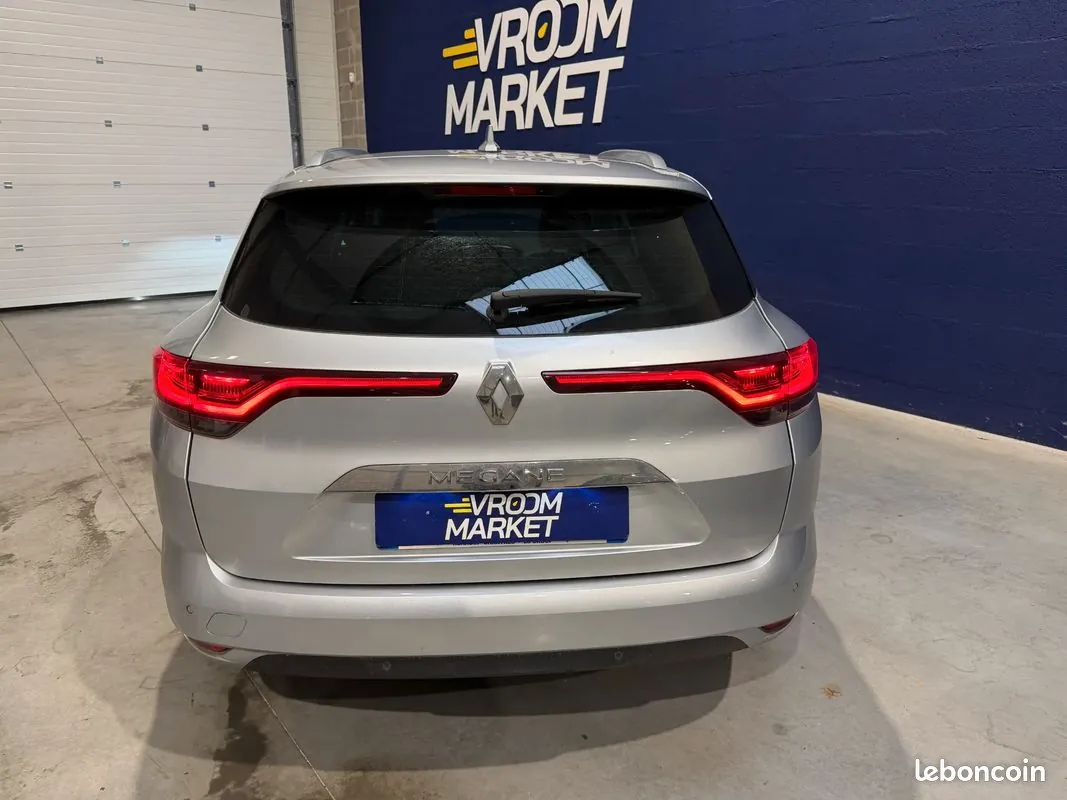 Renault Megane 2022 photo 4