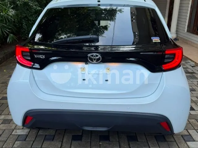 Toyota Yaris 2024 photo 2