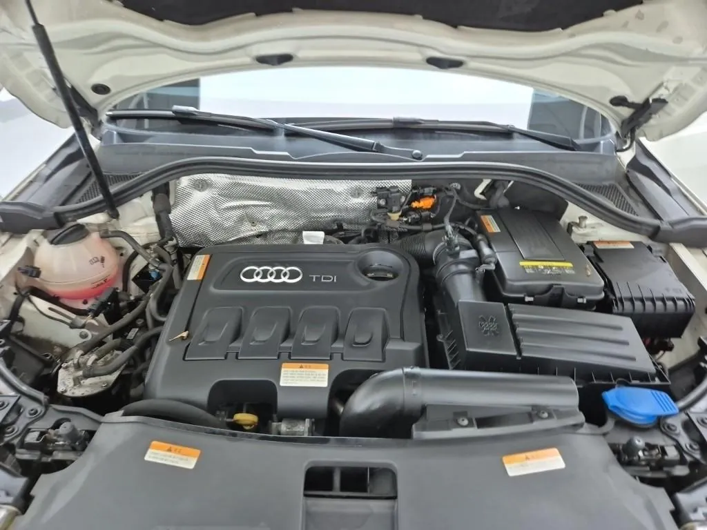 Audi Q3 2014 photo 5