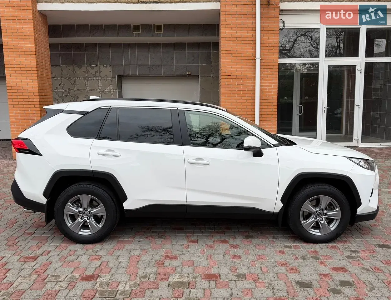 Toyota Rav4 2023 photo 5
