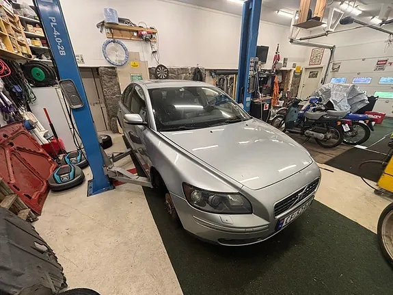 Volvo S40 2006 photo 2