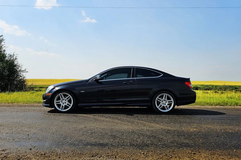 Mercedes-Benz C-Class 2012 photo 3