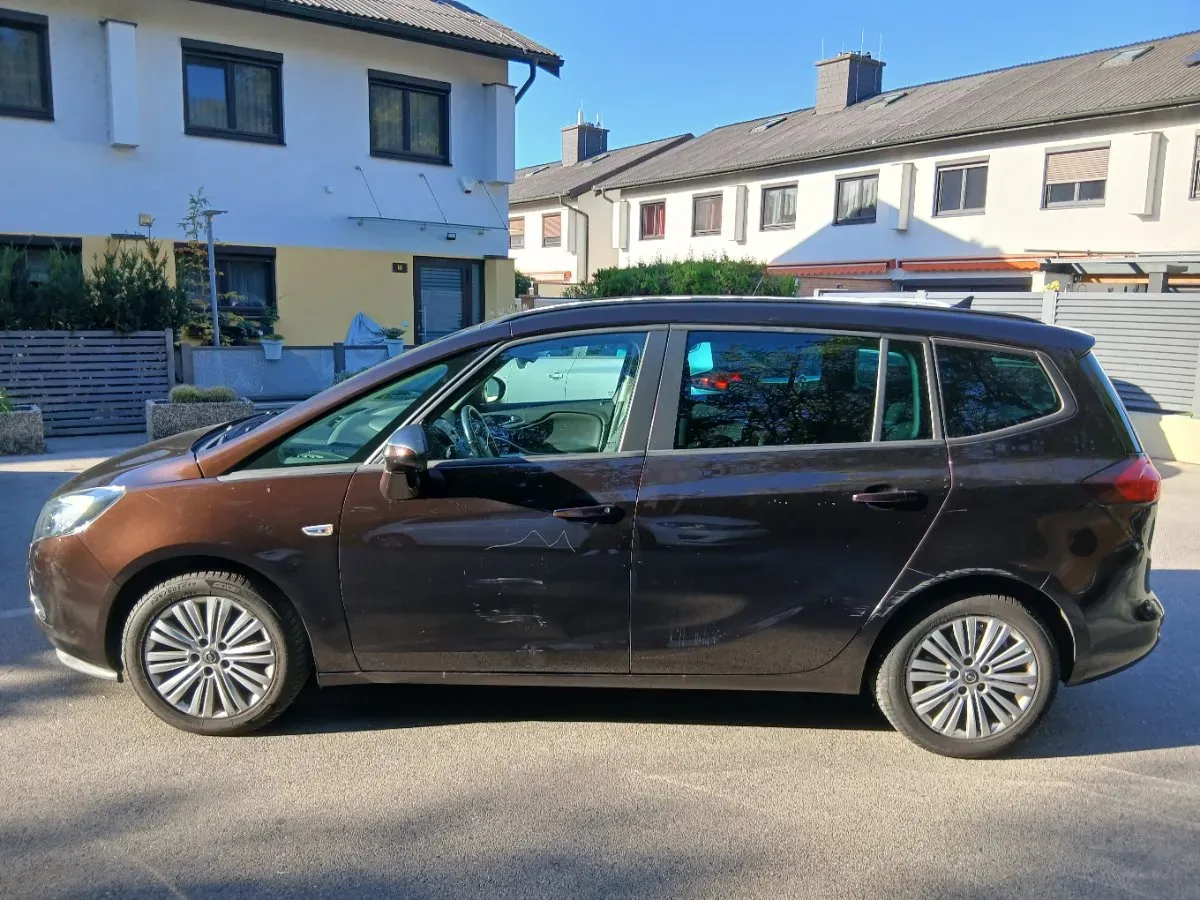Opel Zafira Tourer 2016 photo 3