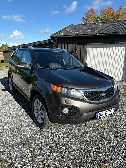 Kia Sorento 2011 photo 2