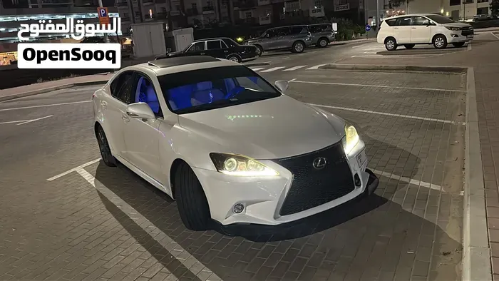 Lexus Is 2011 photo 5
